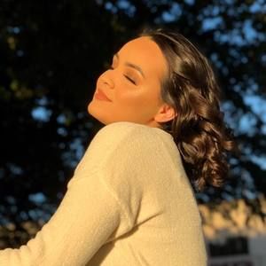 Meet your Posher, Amra